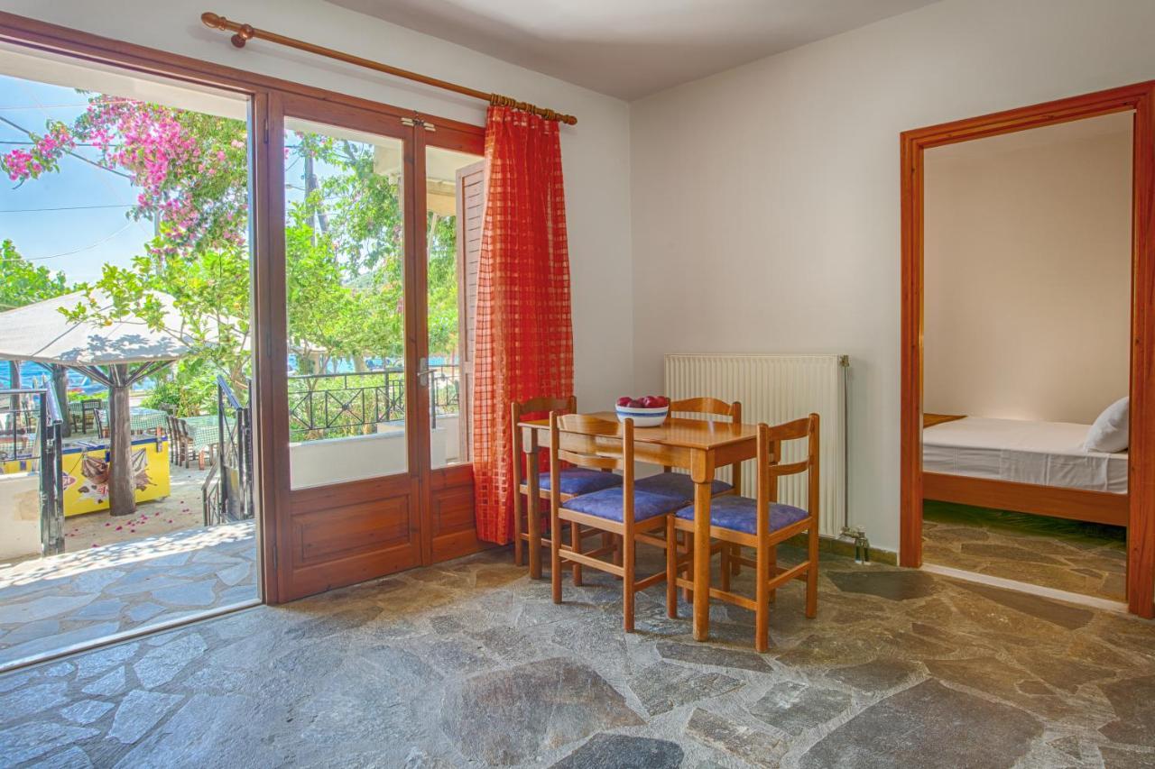 Giapis Apartment Mikros Gialos Dış mekan fotoğraf