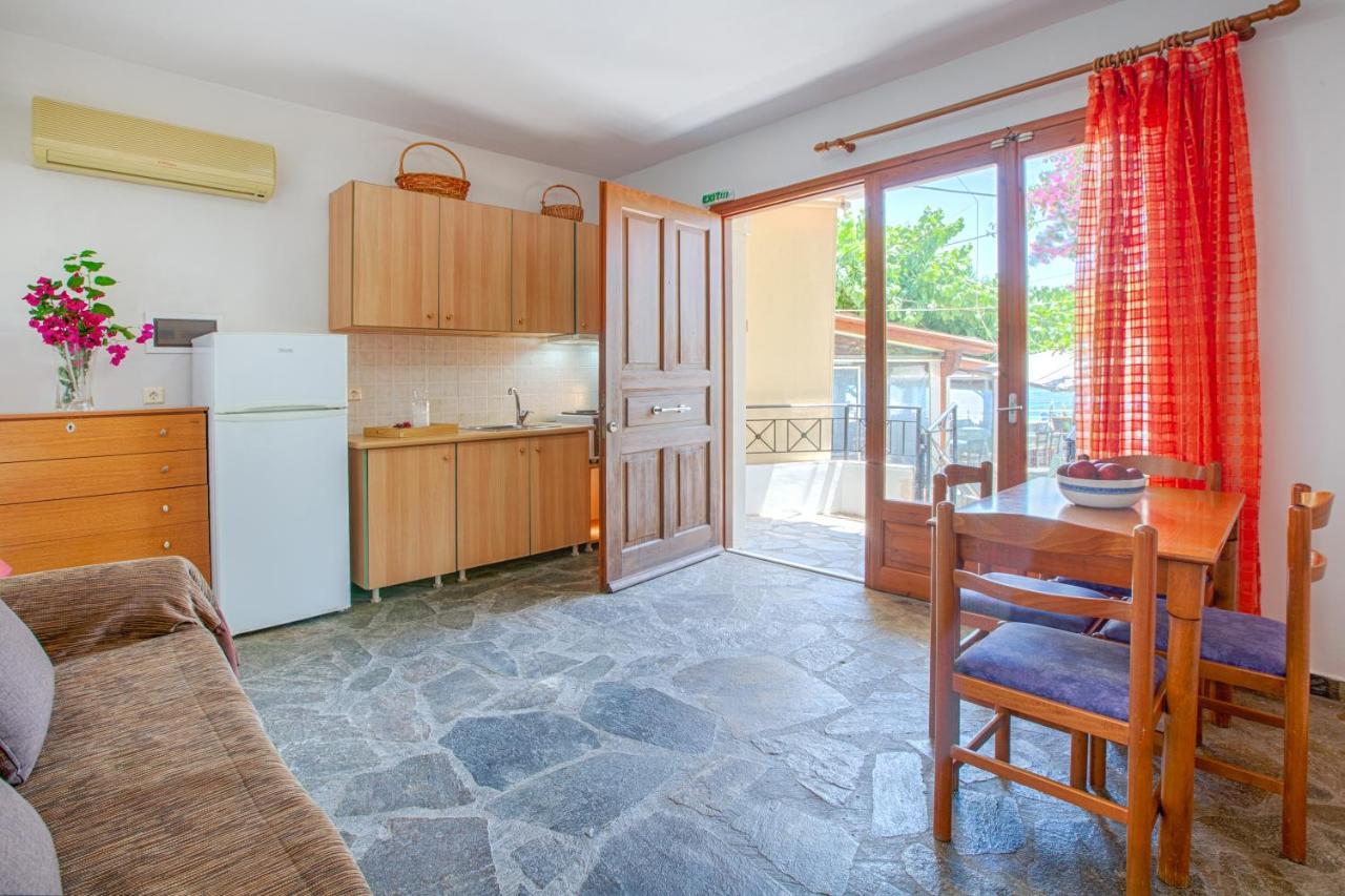 Giapis Apartment Mikros Gialos Dış mekan fotoğraf